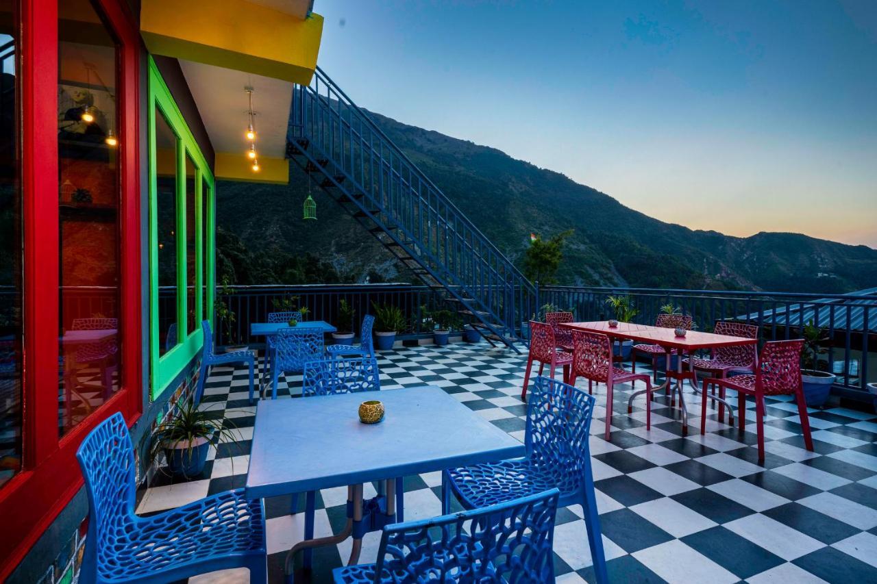 Flyaway Hostel แมคลอยด์กันจ์ ภายนอก รูปภาพ